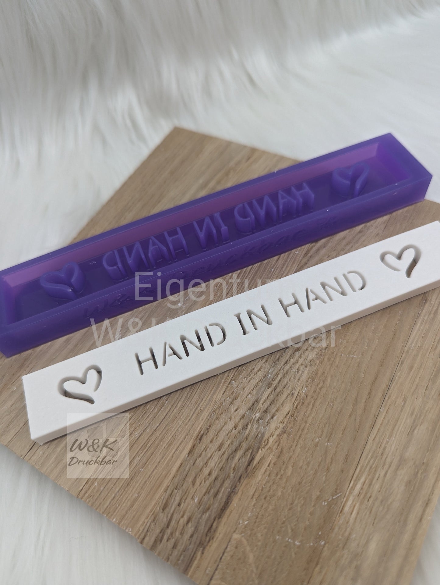 Klötzchen Gießform / HAND IN HAND / Silikonform für Klötzchen/160x22x8 mm/Silikon Klötzchen Gießform Herz Motiv