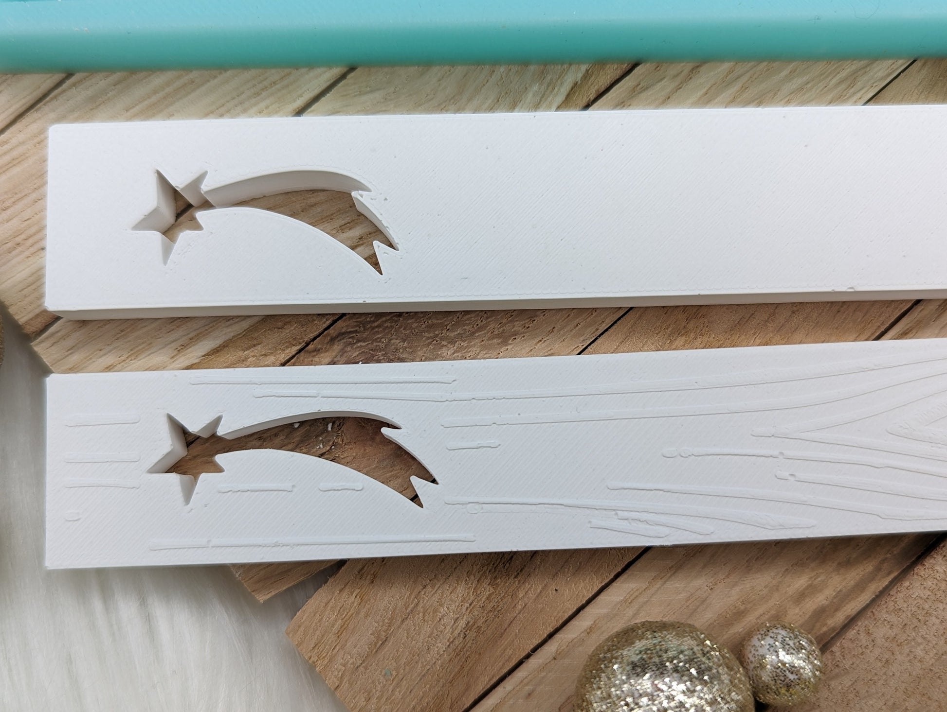 Klötzchen Gießform / Sternschnuppe / Silikonform für Klötzchen /160x22x8 mm/Silikon Klötzchen Gießform/Gießform Klötzchen mit Holzmaserung