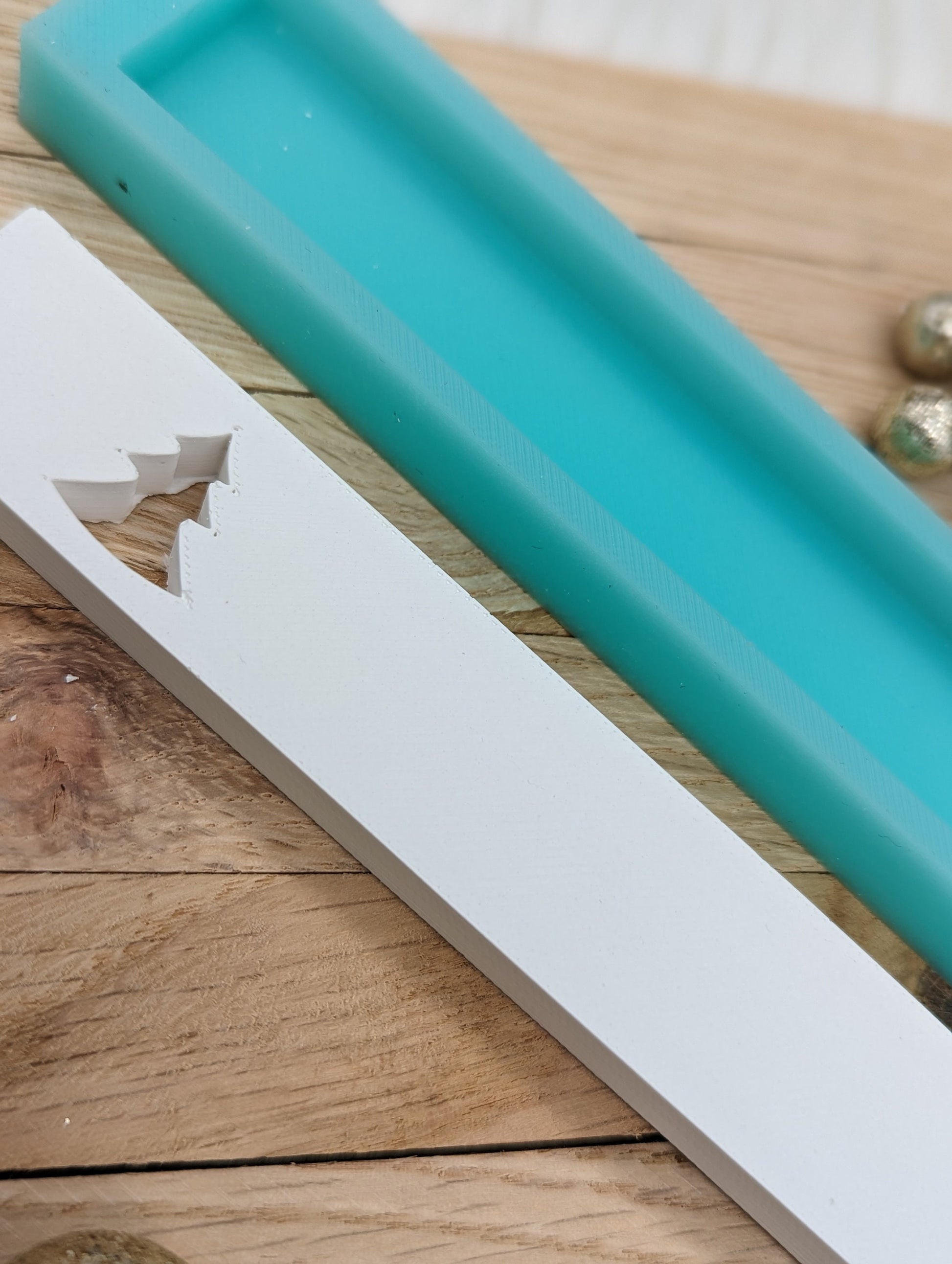 Klötzchen Gießform / Tannenbaum / Silikonform für Klötzchen / 160x22x8 mm / Silikon Klötzchen Gießform/Gießform Klötzchen mit Holzmaserung