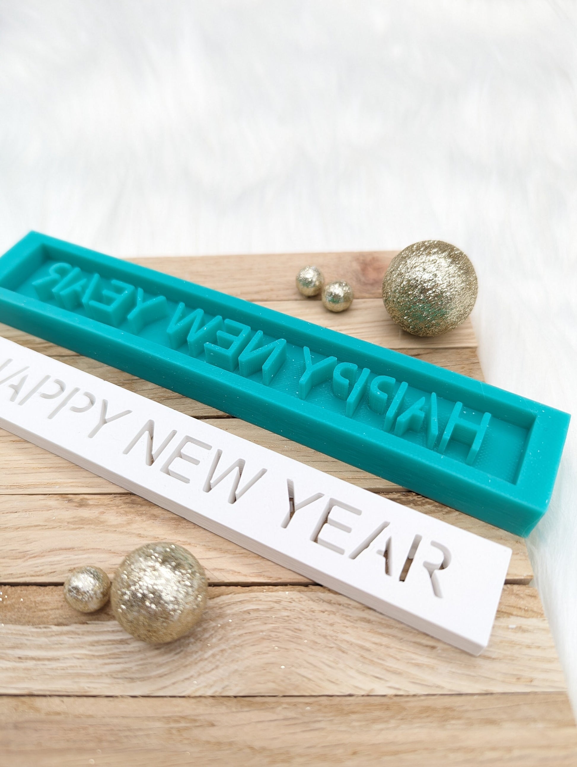Klötzchen Gießform / HAPPY NEW YEAR / Silikonform für Klötzchen /160x22x8 mm / Silikon Klötzchen Gießform /Gießform Klötzchen