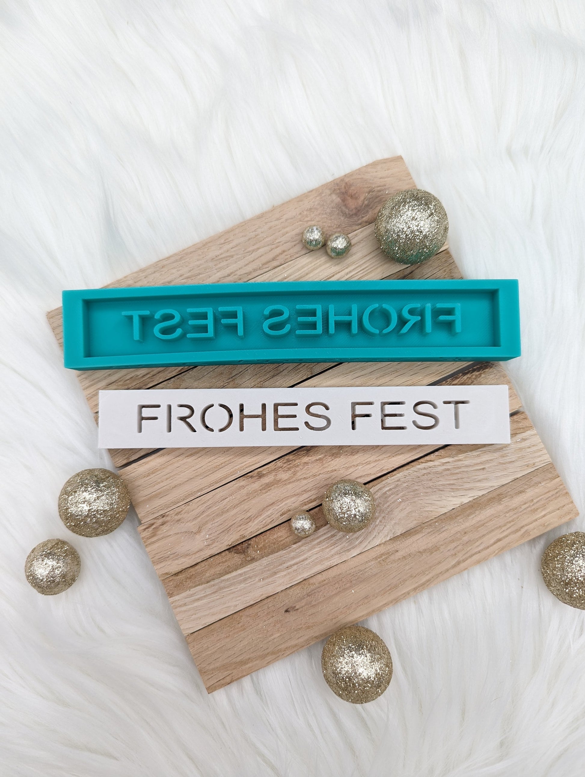 Klötzchen Gießform / FROHES FEST / Silikonform für Klötzchen /160x22x8 mm / Silikon Klötzchen Gießform /Gießform Klötzchen