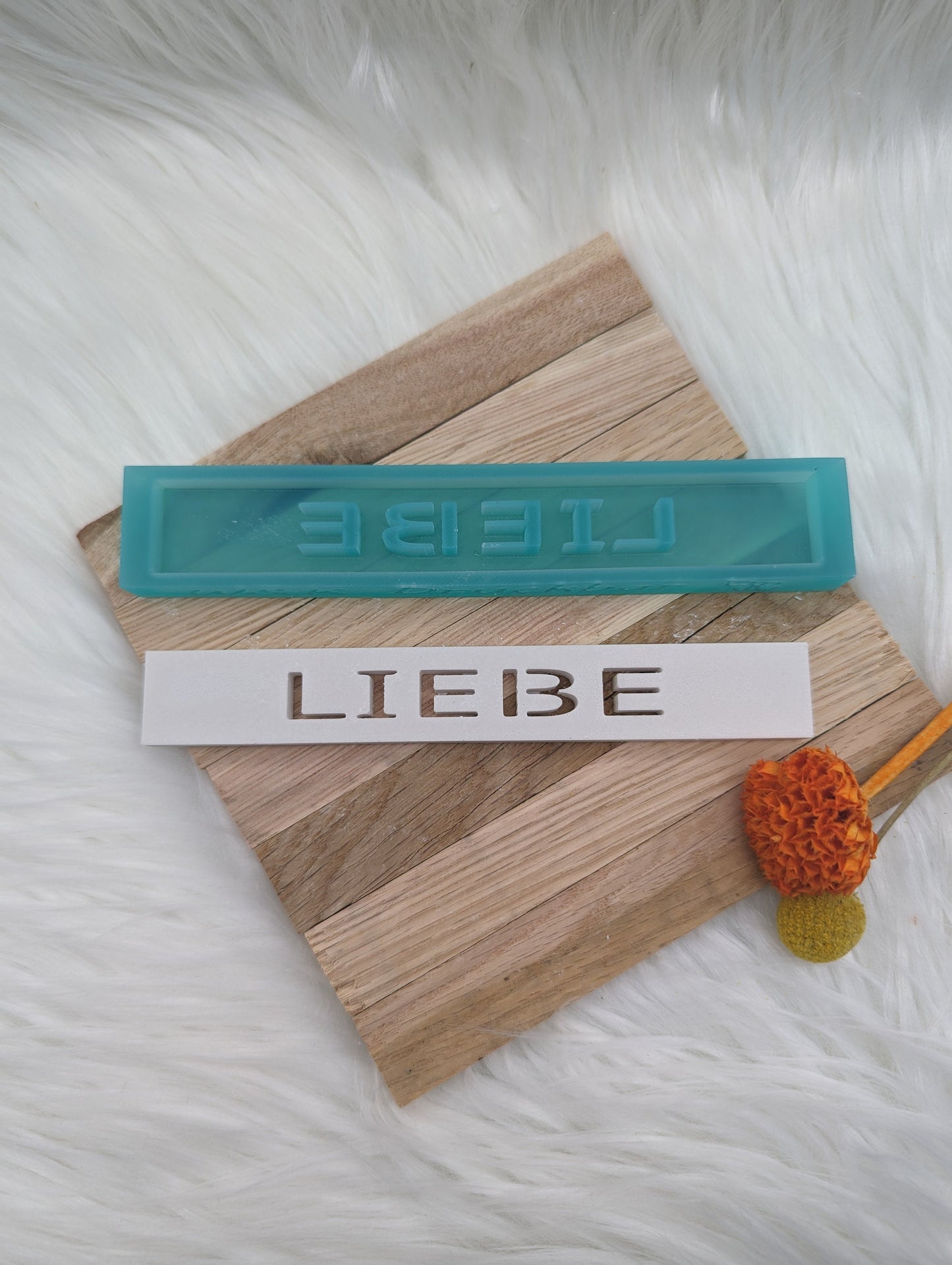 Klötzchen Gießform / LIEBE / Silikonform für Klötzchen / 160x22x8 mm / Silikon Klötzchen Gießform /Gießform Klötzchen