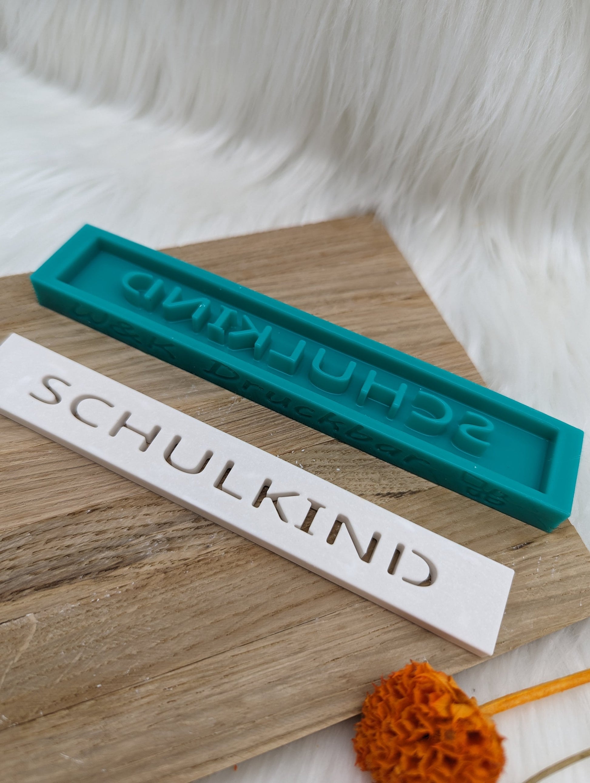 Klötzchen Gießform / SCHULKIND / Silikonform für Klötzchen / 160x22x8 mm / Silikon Klötzchen Gießform /Gießform Klötzchen