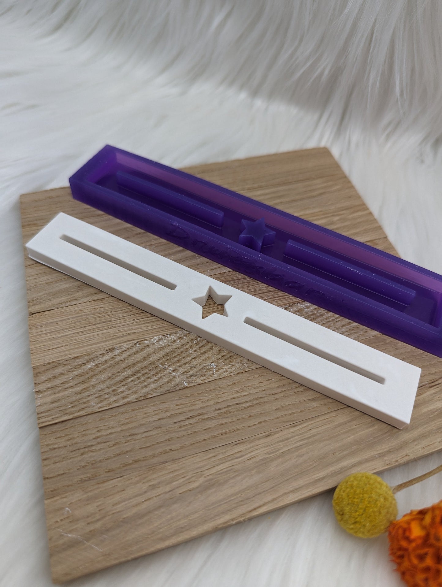 Klötzchen Gießform / Stern mit Schlitz / Silikonform für Klötzchen / 160x22x8 mm / Silikon Klötzchen Gießform / Gießform Klötzchen