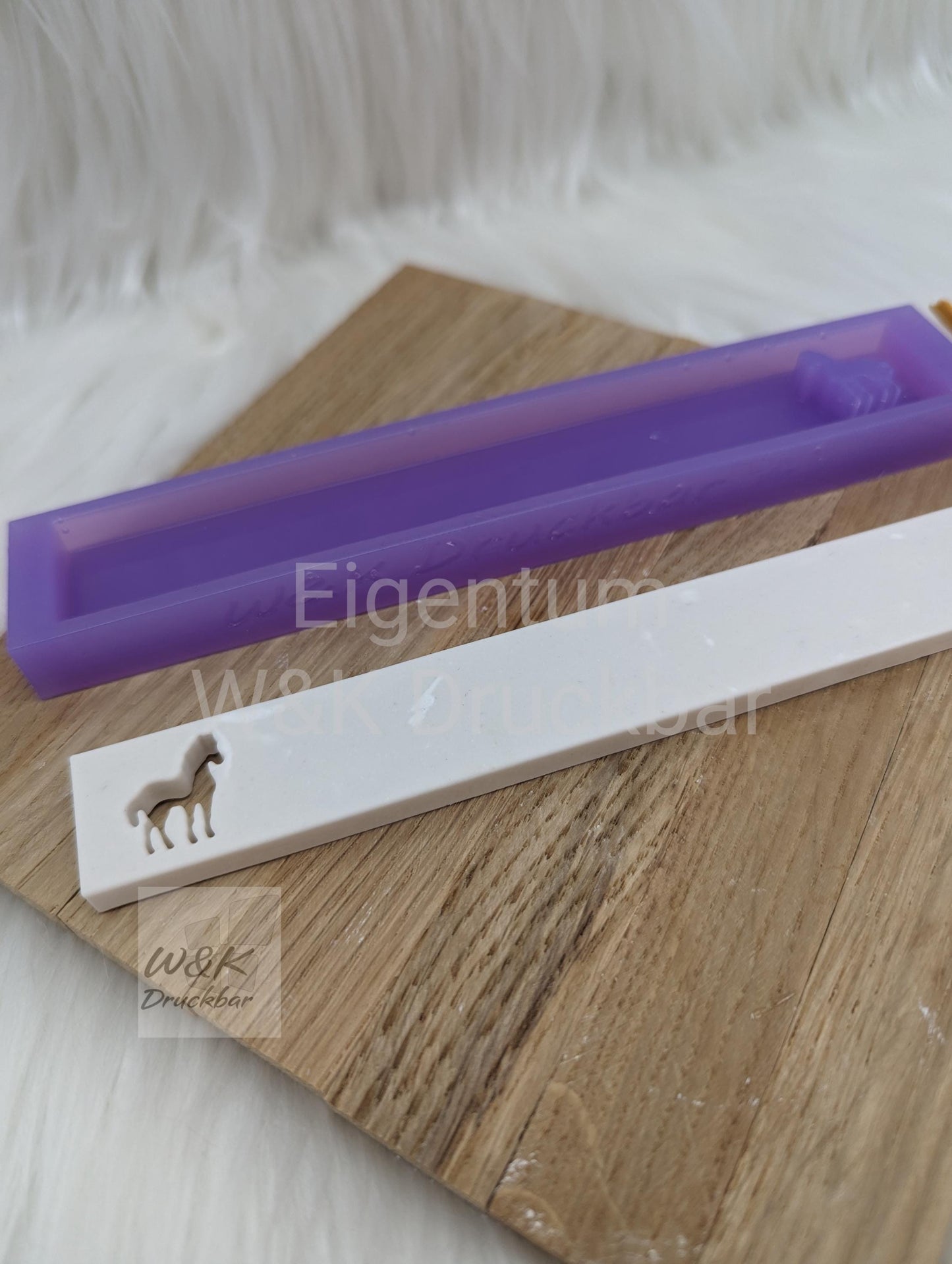 Klötzchen Gießform / Pferd/ Silikonform für Klötzchen / 160x22x8 mm / Silikon Klötzchen Gießform / Gießform Klötzchen