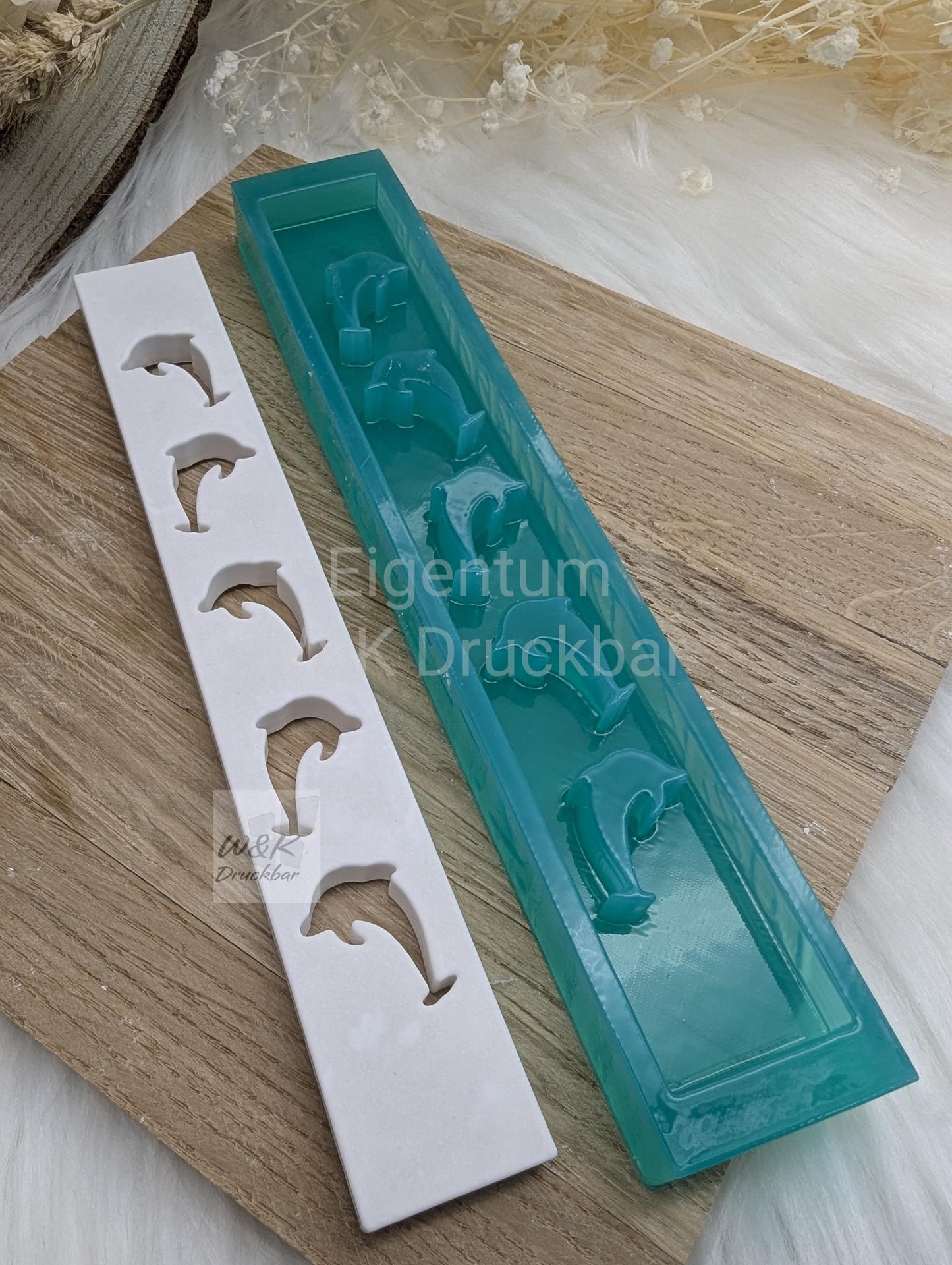 Klötzchen Gießform / Delphin Hochkant / Silikonform für Klötzchen / 160x22x8 mm / Silikon Klötzchen Gießform /Gießform Klötzchen
