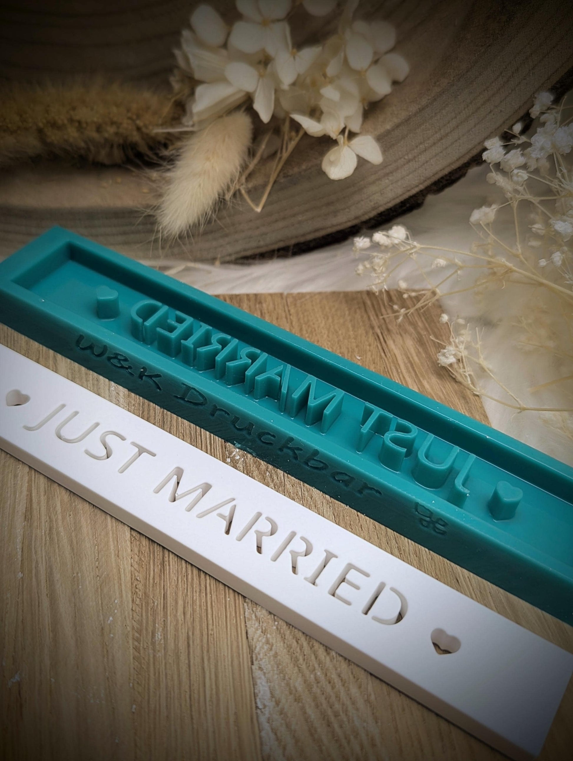 Klötzchen Gießform / Just Married / Silikonform für Klötzchen / 160x22x8 mm / Silikon Klötzchen Gießform /Gießform Klötzchen