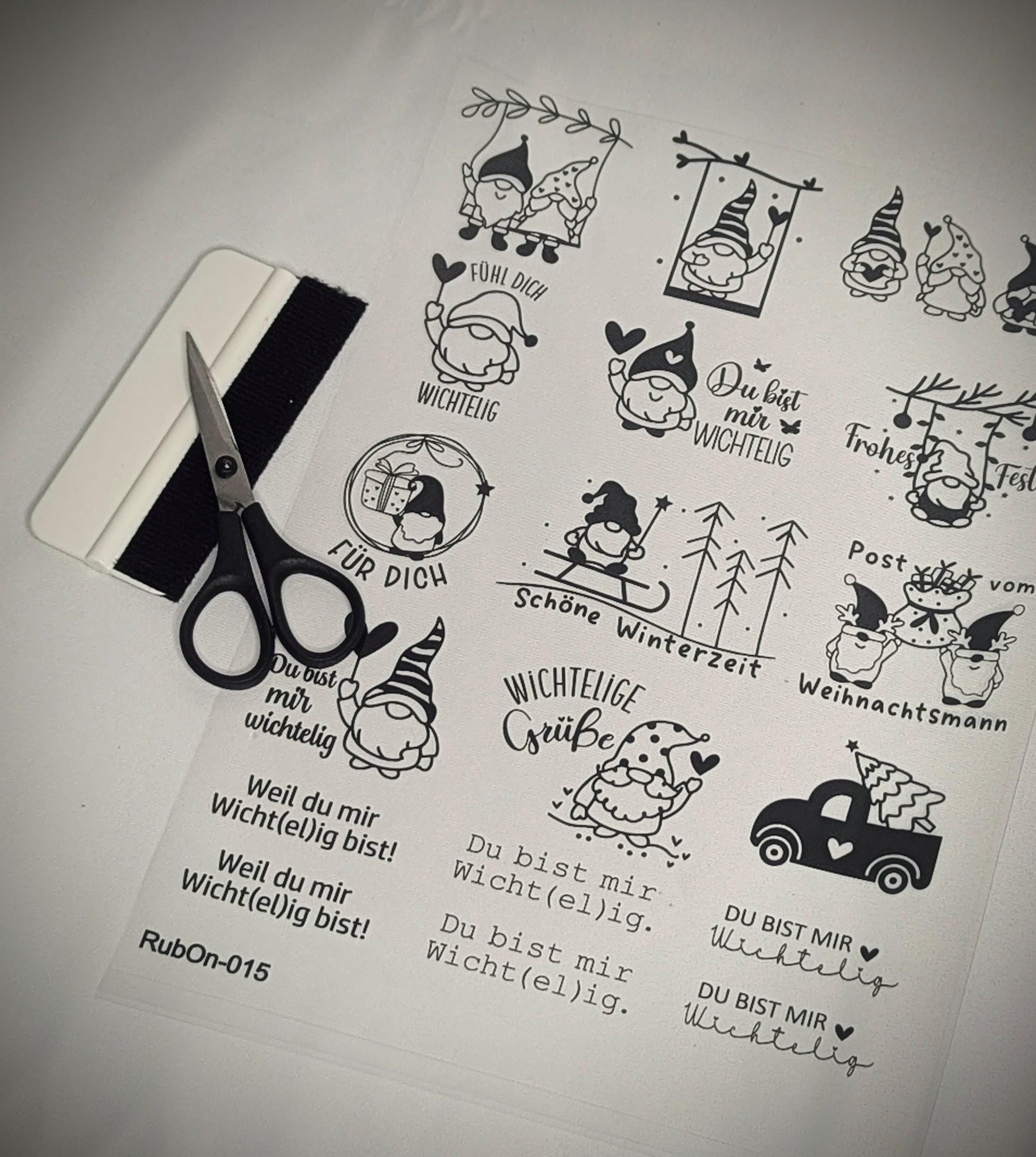 RubOn Sticker / Wichtel / A4 Bogen / Randlos /Abreibebilder / DIY Sticker für z.B. Glas Holz