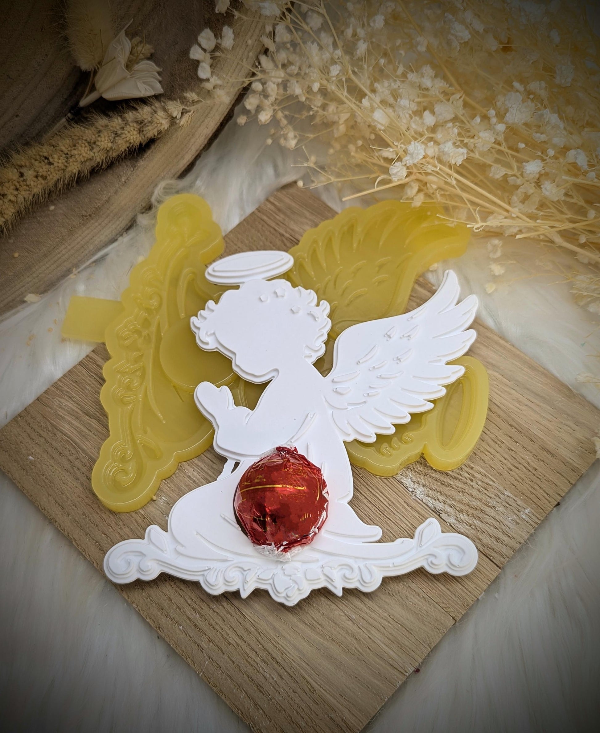 Silikonform Engel als Schokokugel-Display / Serviettenring / Serviettenhalter / Weihnachten / Raysin