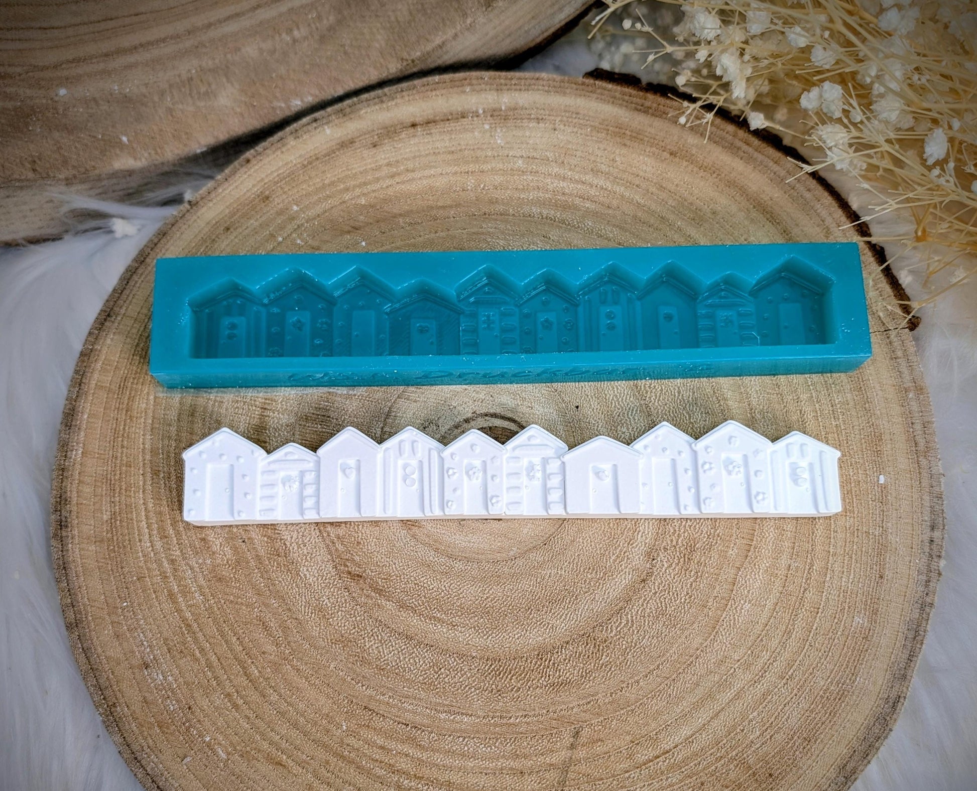 Motivleiste / Strandhaus / Silikonform für Klötzchen / 160x22x8 mm / Silikon Klötzchen Gießform /Gießform Klötzchen