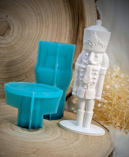 Silikonform Nussknacker / Knut Knackbart / Figuren / Weihnachten / Gießform / Raysin / Silikonform
