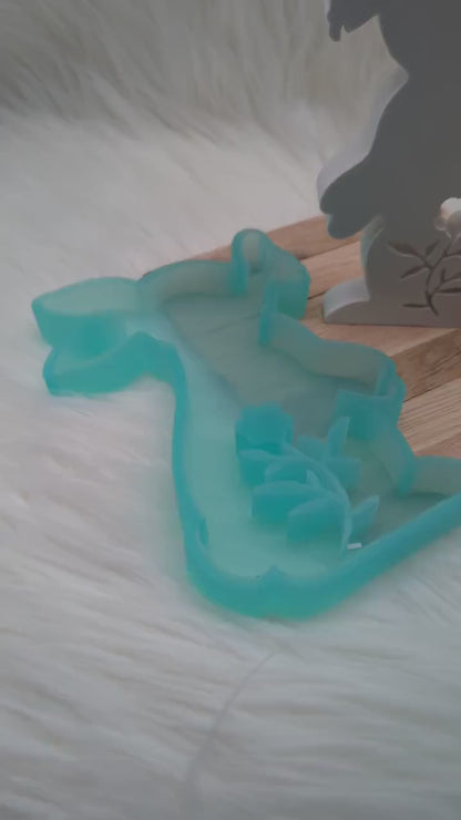 Silikonform Hase mit Schmetterling  / Hase / Schmetterling / Ostern / Gießform / Raysin / Silikonform