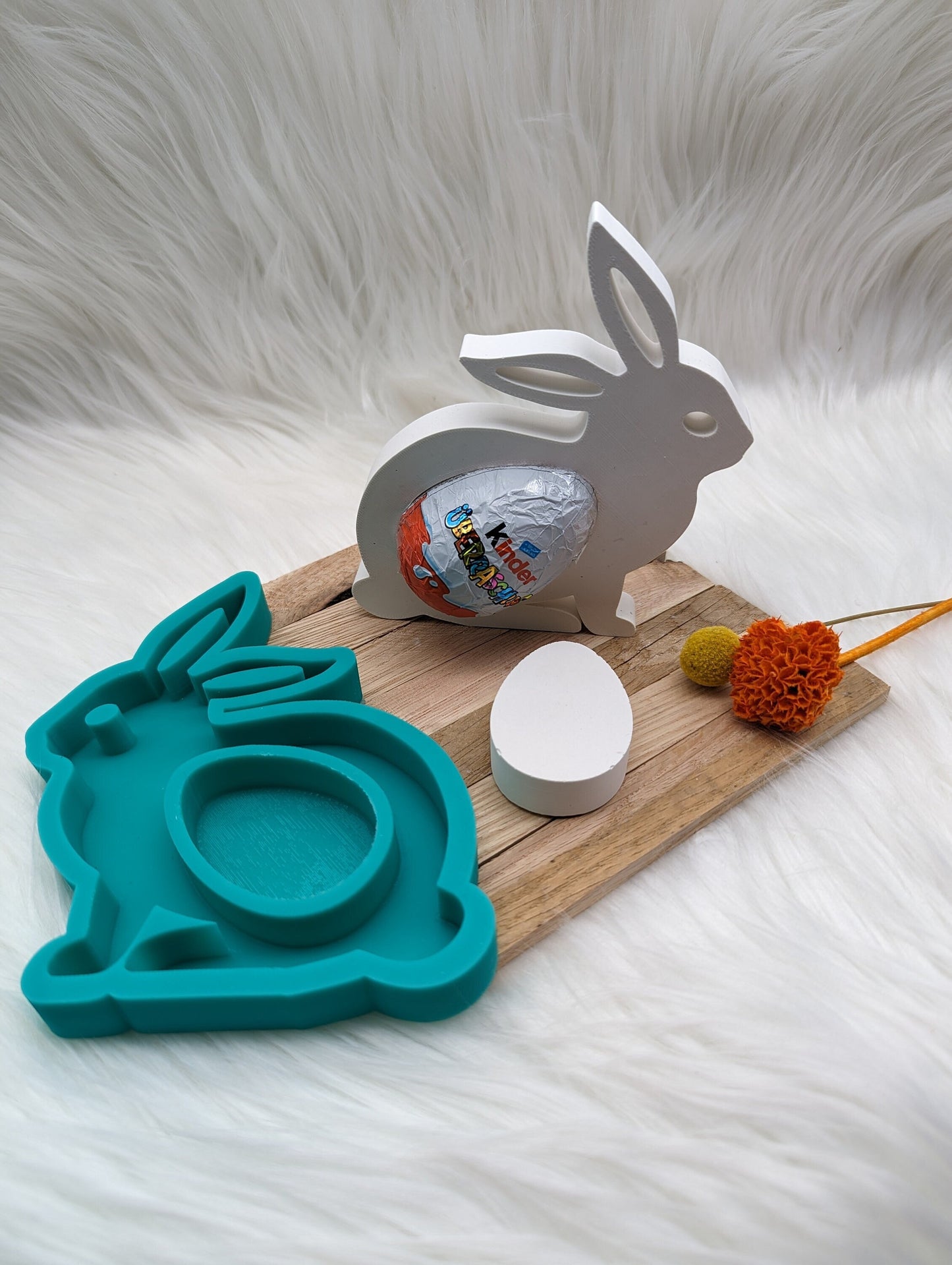 Silikonform sitzender Hase mit Üei Öffnung / Osterhase / Geschenkverpackung / Hase mit Öffnung / Raysin / Silikonform